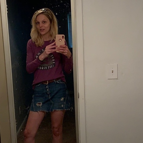 Meet your Posher, Amanda - Picture 2 of 8